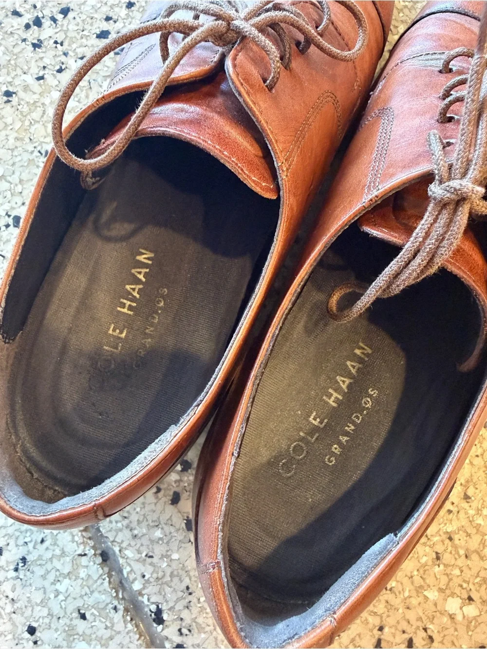 Cole Haan Classic Men's Tan Leather Cap-Toe Dress Shoes